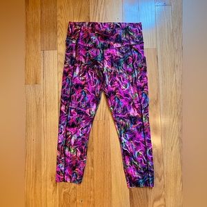 Lululemon Fast and Free run HR Crop. Size 10